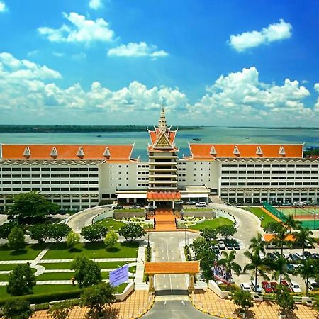 Hotel Cambodiana Phnom Penh Dış mekan fotoğraf