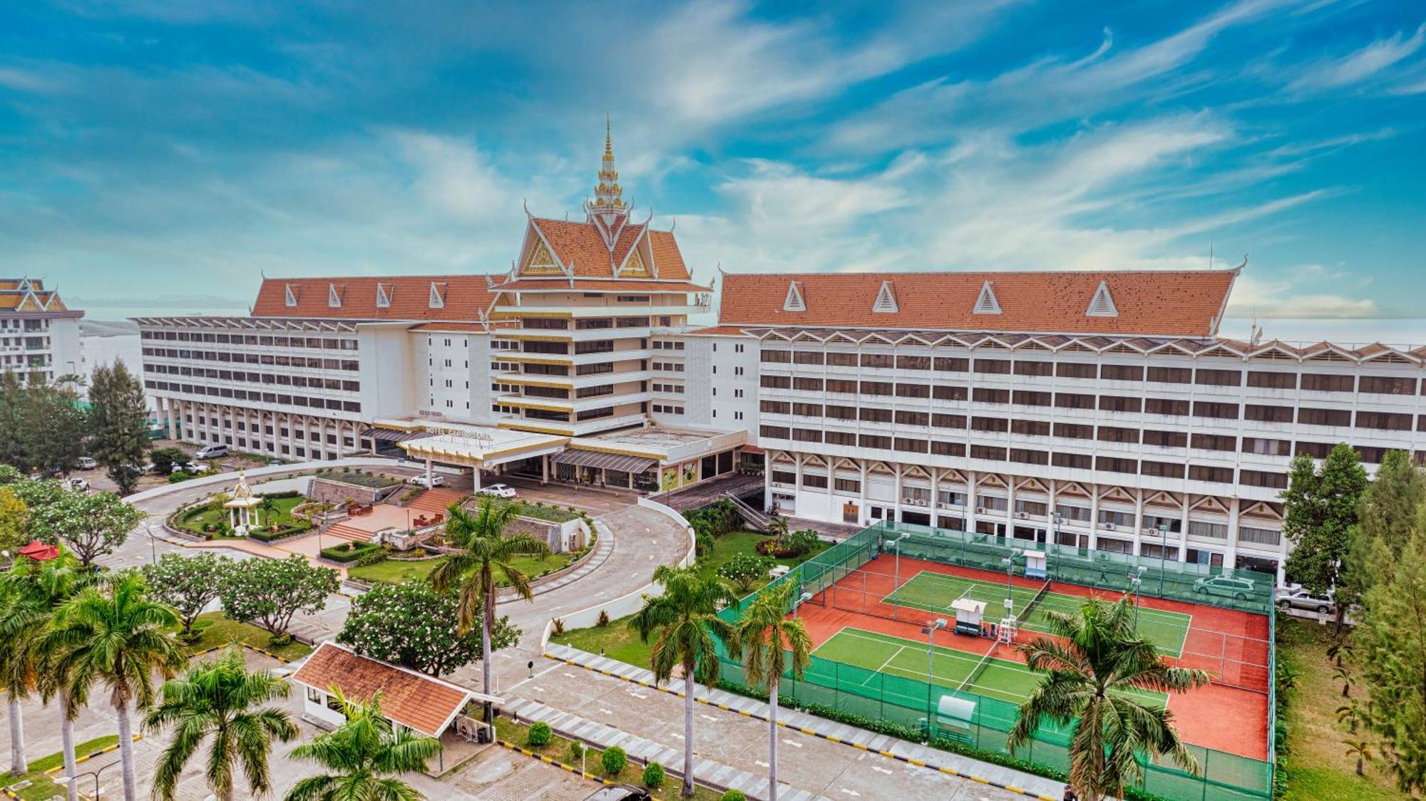 Hotel Cambodiana Phnom Penh Dış mekan fotoğraf