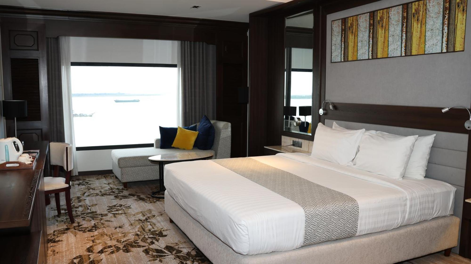 Hotel Cambodiana Phnom Penh Dış mekan fotoğraf