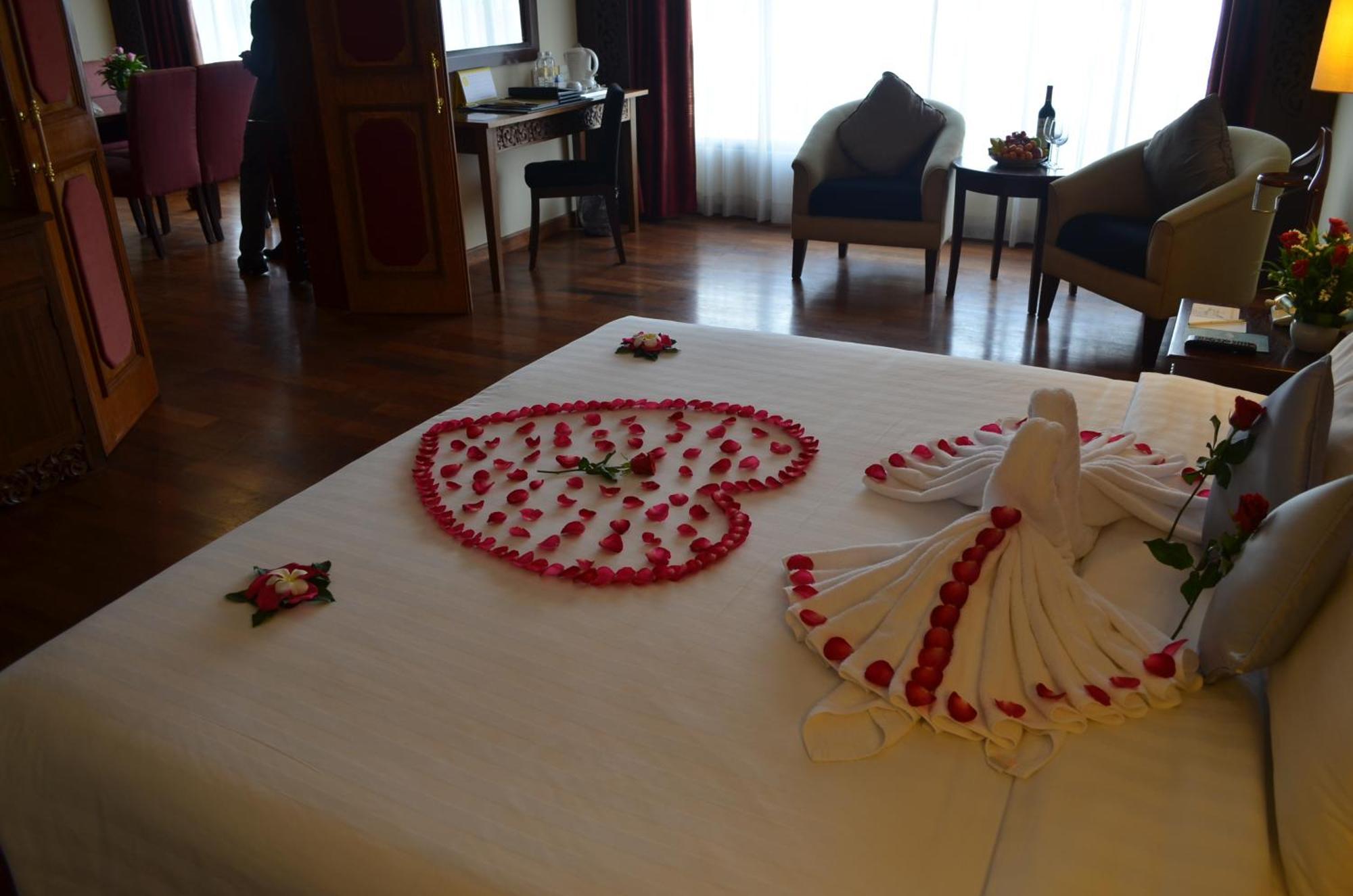 Hotel Cambodiana Phnom Penh Dış mekan fotoğraf